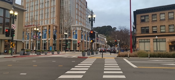 無事にDowntown Berkeley Stationにたどり着く奥義